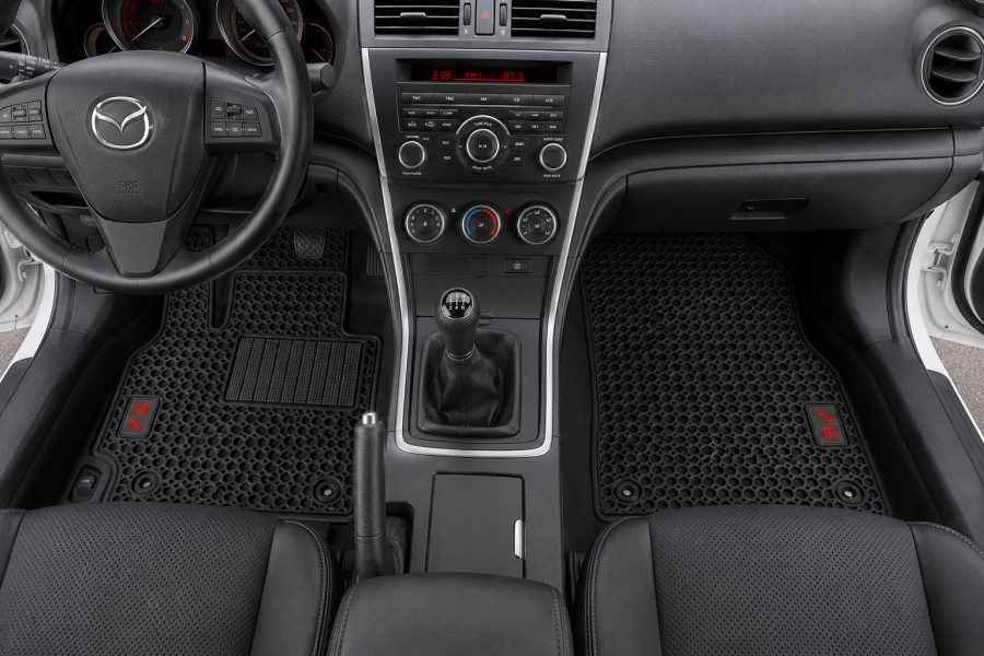 [Floor-Mats] KingMats mbulesat e dyshemesë për Mazda 6 (2007–2012) –